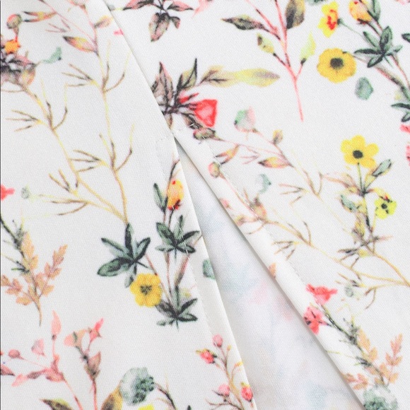 Ditsy Floral Puff Sleeve Maxi Cider Dress - Picture 9 of 10